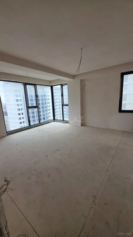 Satılır 2 otaqlı mənzil 75 m²