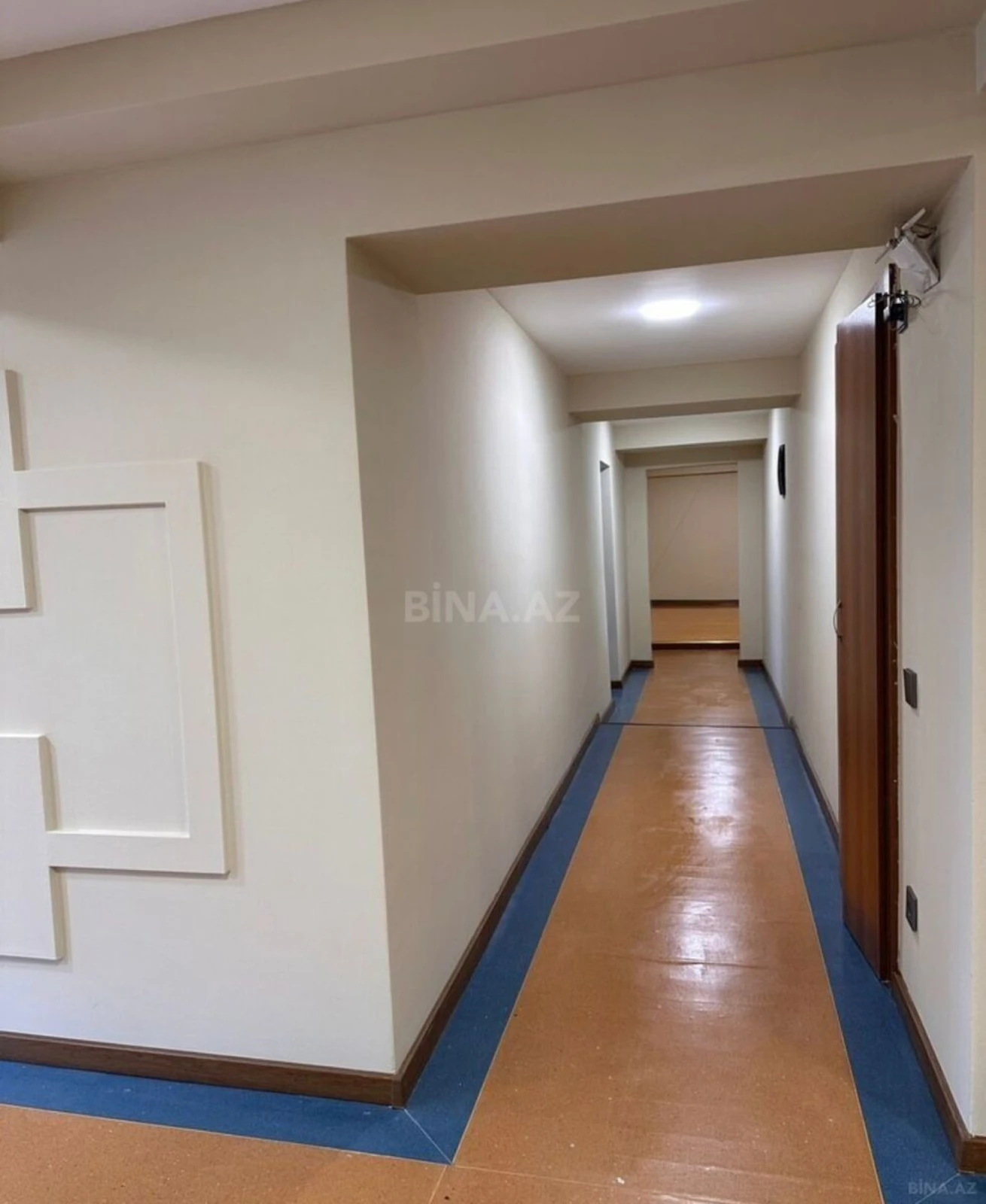 Kirayə verilir 7 otaqlı ofis 280 m²