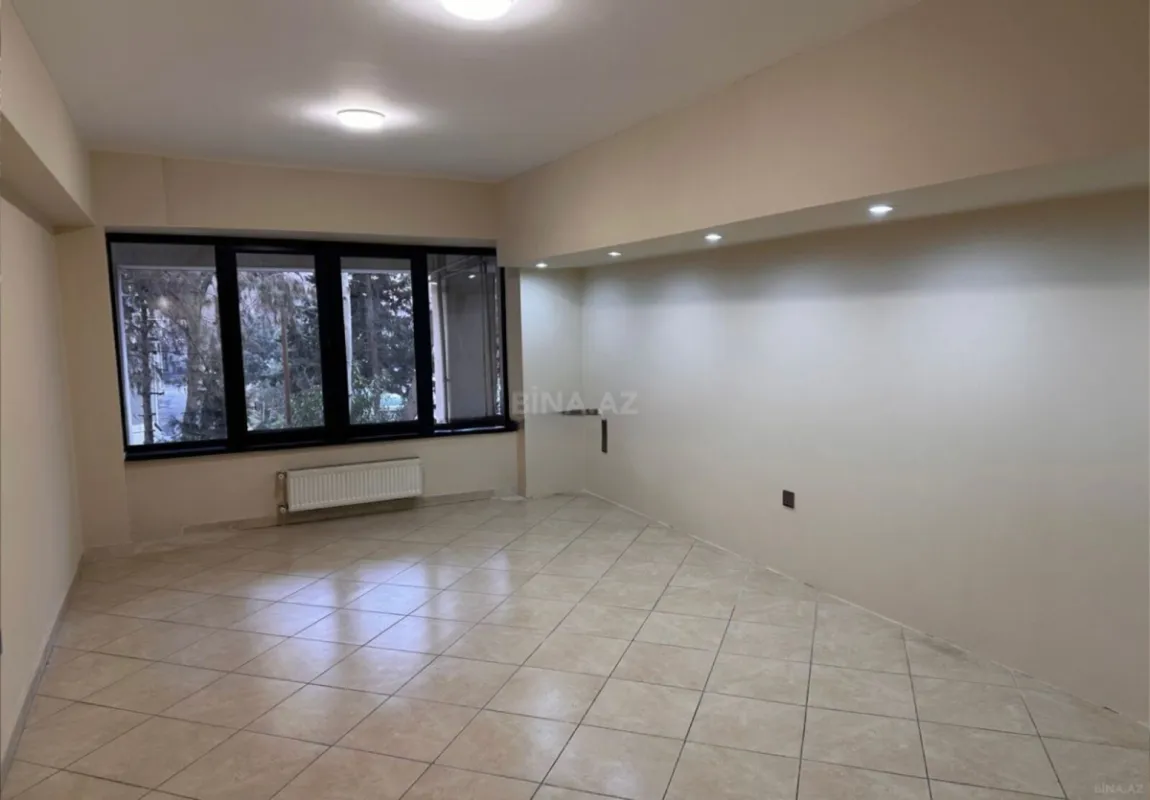 Kirayə verilir 7 otaqlı ofis 280 m²