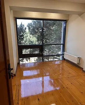 Kirayə verilir 7 otaqlı ofis 280 m²