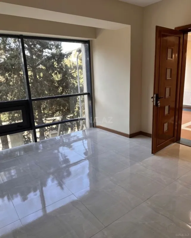 Kirayə verilir 7 otaqlı ofis 280 m²