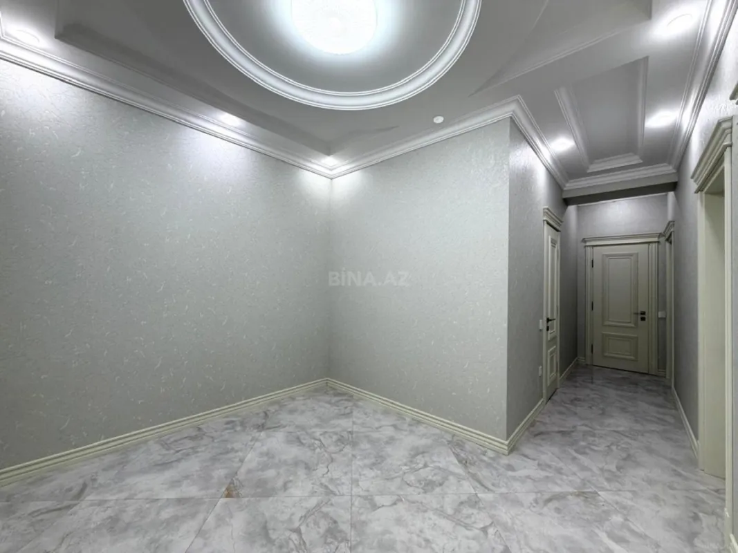 Kirayə verilir 2 otaqlı mənzil 96 m²