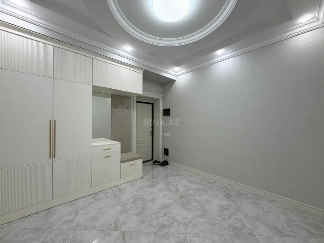 Kirayə verilir 2 otaqlı mənzil 96 m²