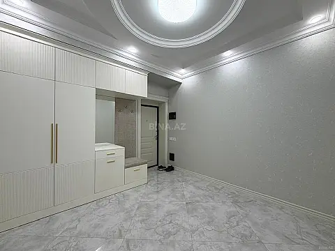 Kirayə verilir 2 otaqlı mənzil 96 m²