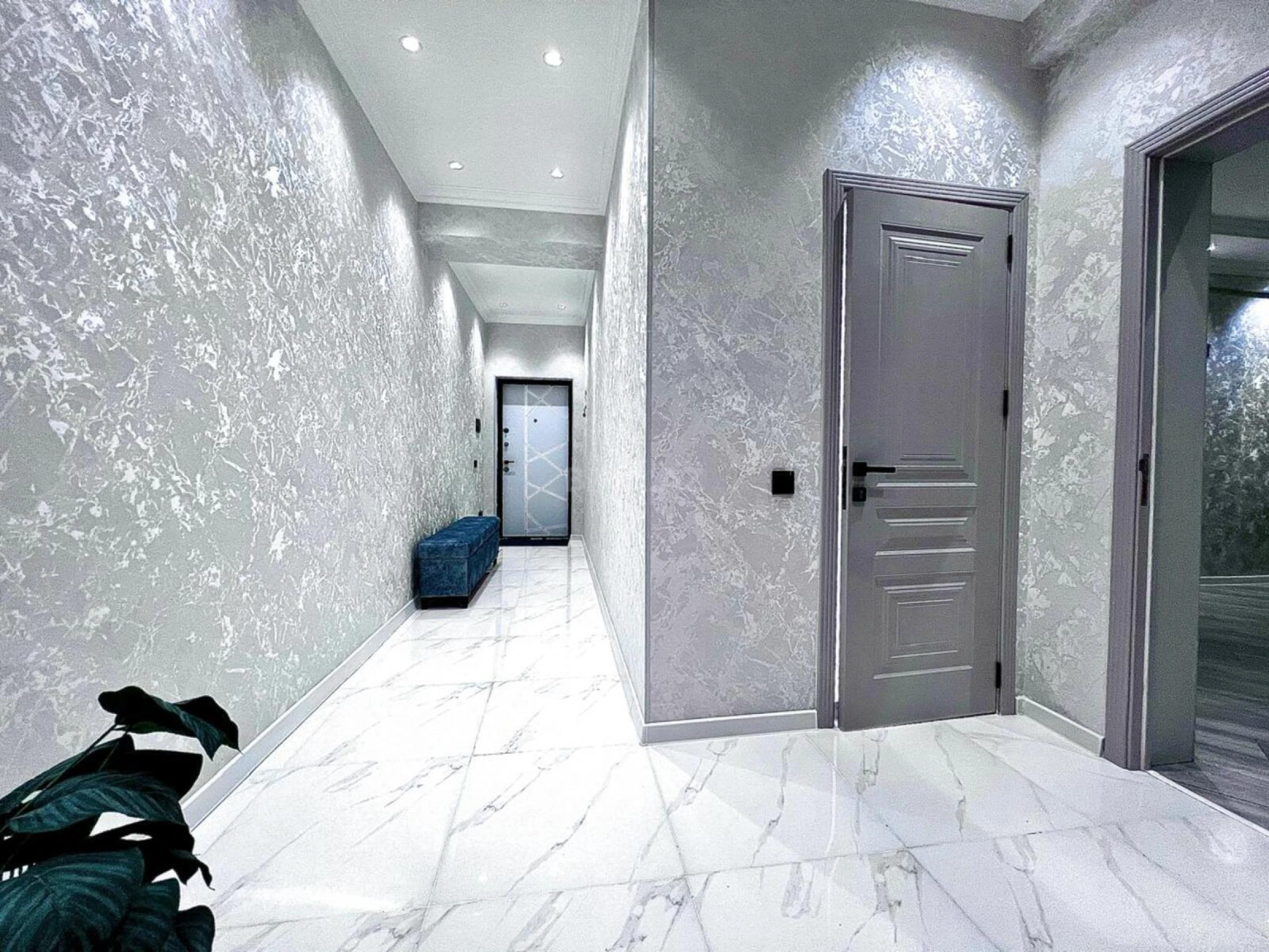 Satılır 2 otaqlı mənzil 75 m²