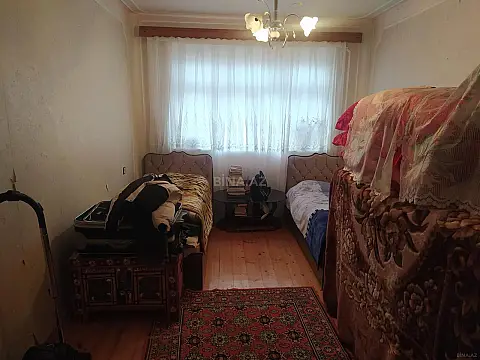 Satılır 3 otaqlı mənzil 70 m²