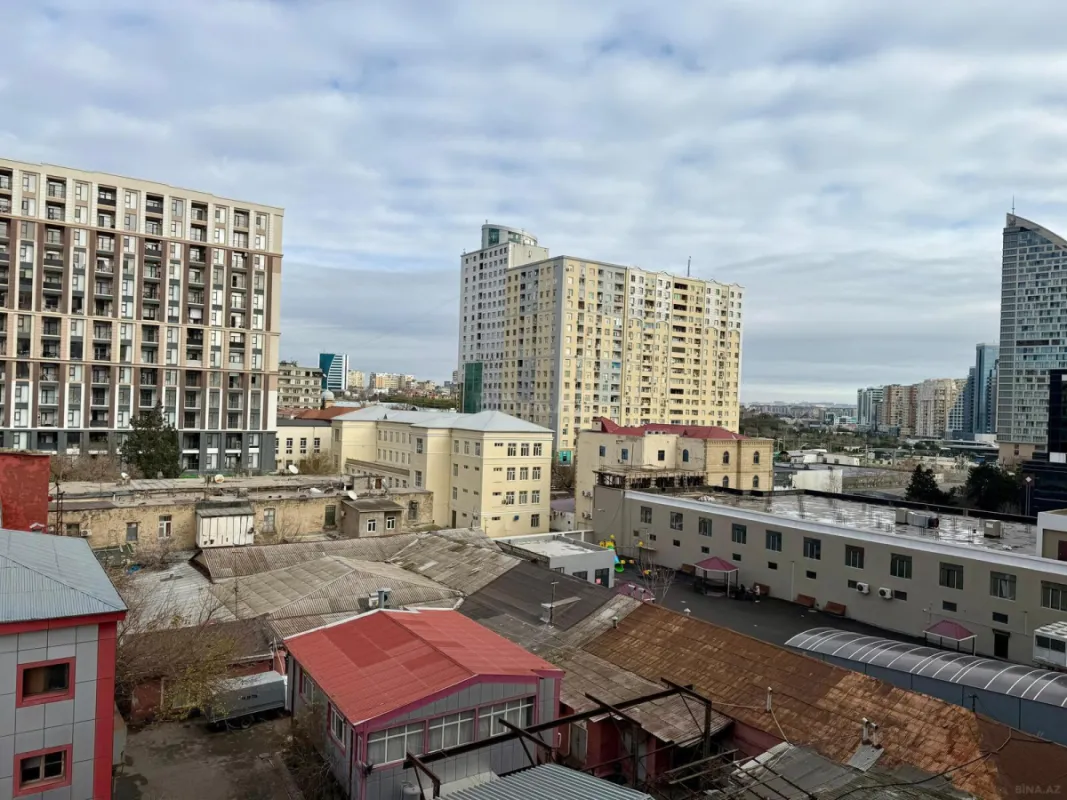 Satılır 2 otaqlı mənzil 54 m²