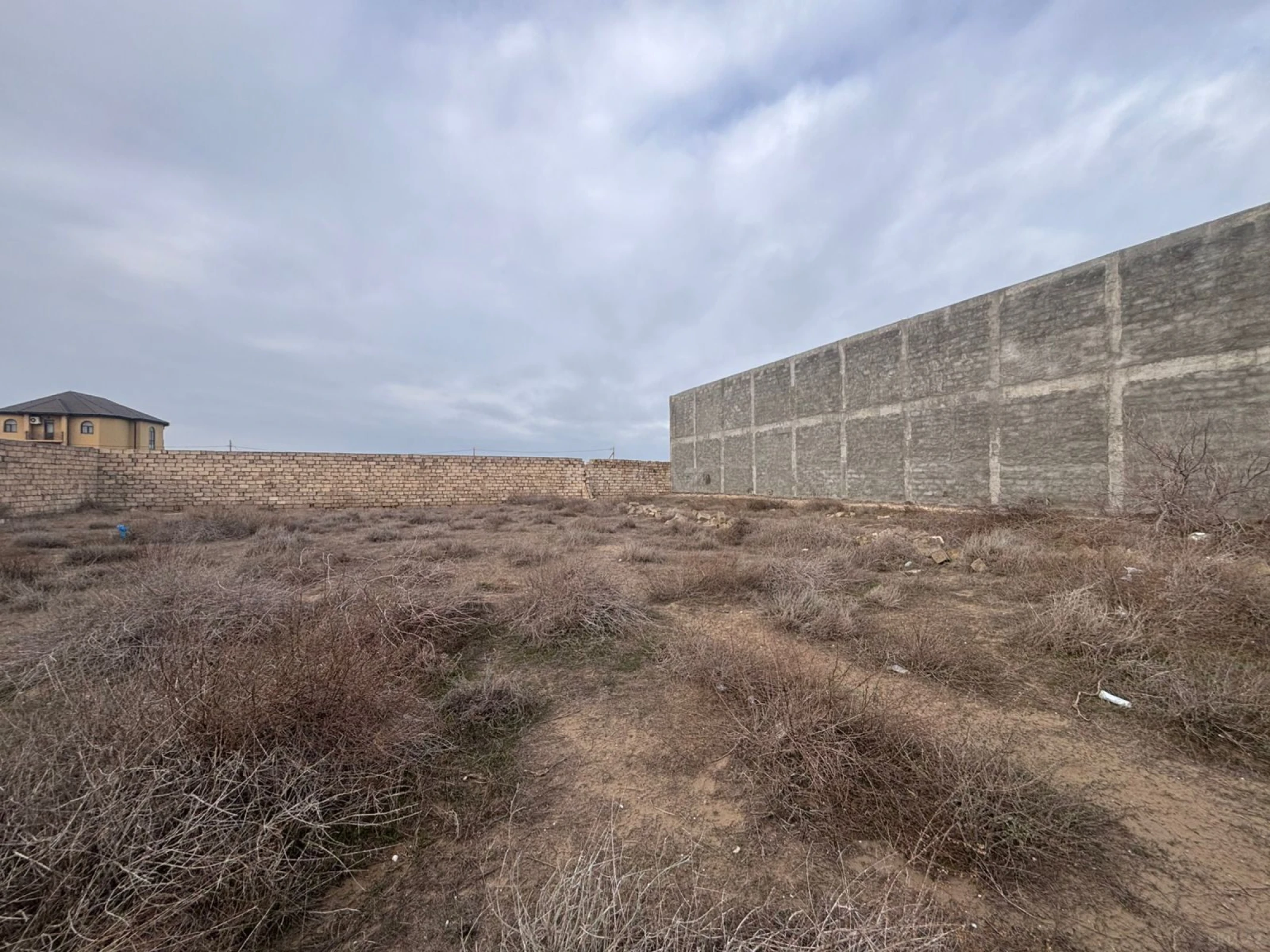 Satılır torpaq sahəsi 9 m²