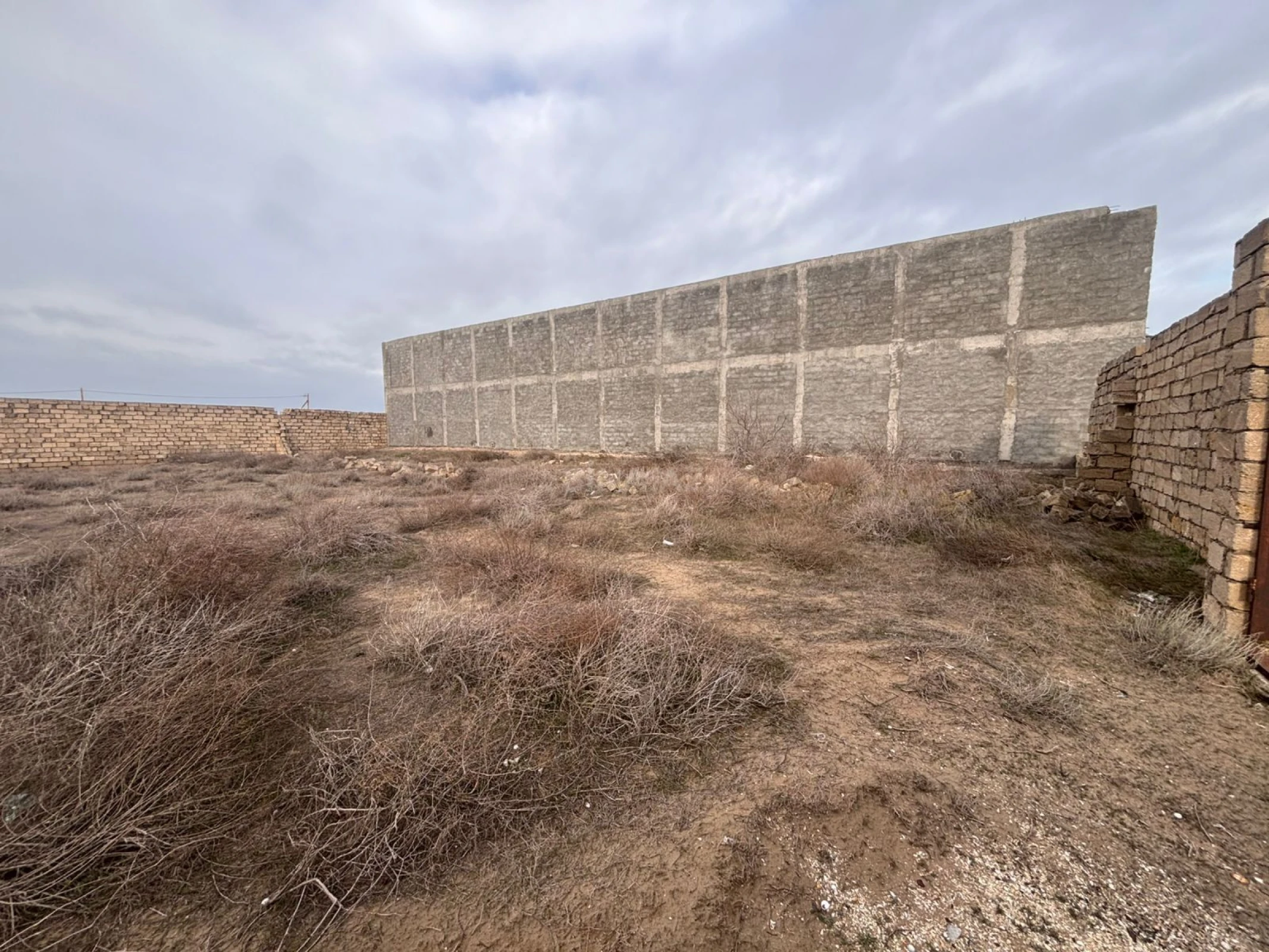 Satılır torpaq sahəsi 9 m²