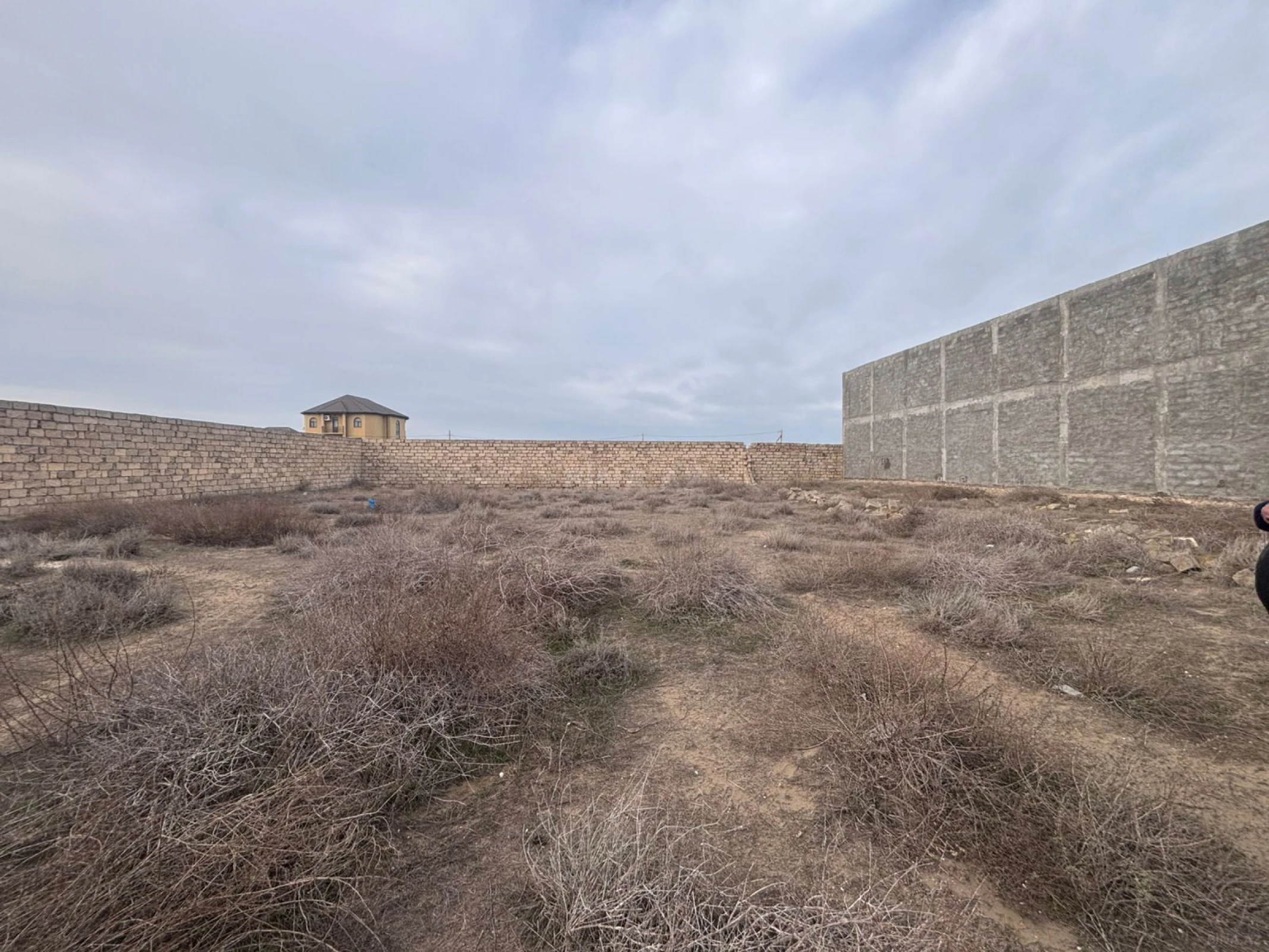 Satılır torpaq sahəsi 9 m²