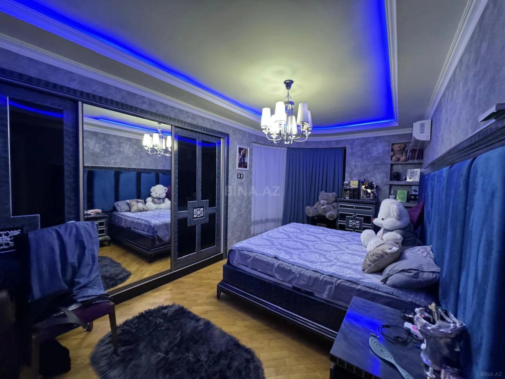 Satılır 3 otaqlı mənzil 112 m²