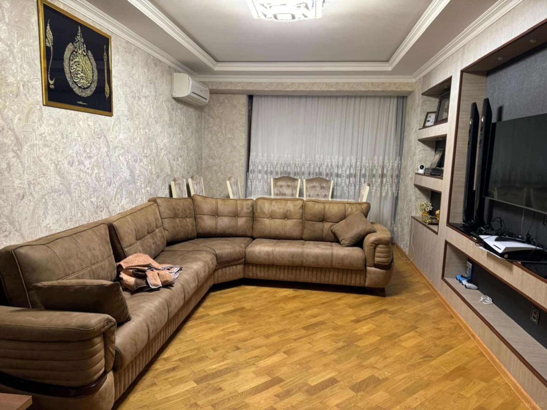 Satılır 3 otaqlı mənzil 112 m²