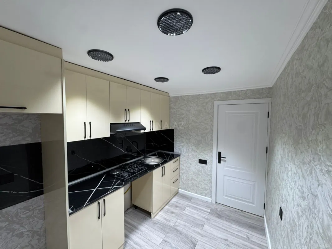 Satılır 3 otaqlı mənzil 80 m²