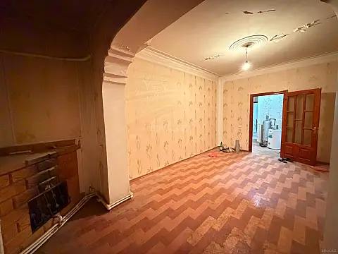 Satılır 2 otaqlı mənzil 58 m²