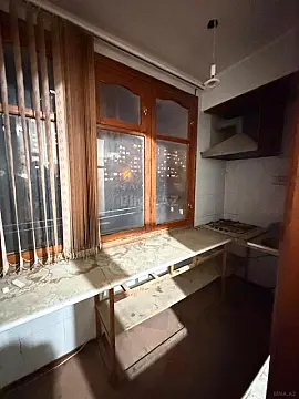 Satılır 2 otaqlı mənzil 58 m²