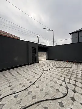 Satılır 5 otaqlı həyət evi 205 m²
