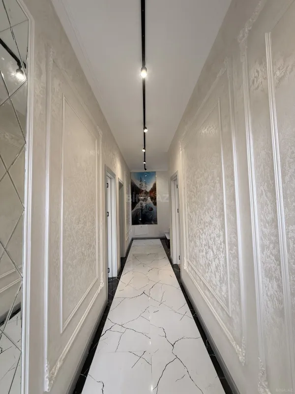 Satılır 5 otaqlı həyət evi 205 m²