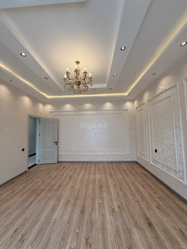 Satılır 5 otaqlı həyət evi 205 m²