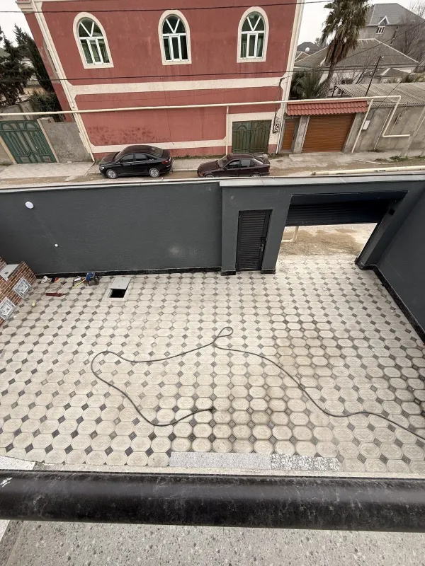 Satılır 5 otaqlı həyət evi 205 m²