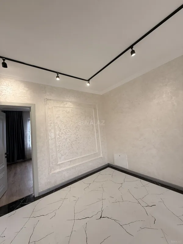 Satılır 5 otaqlı həyət evi 205 m²
