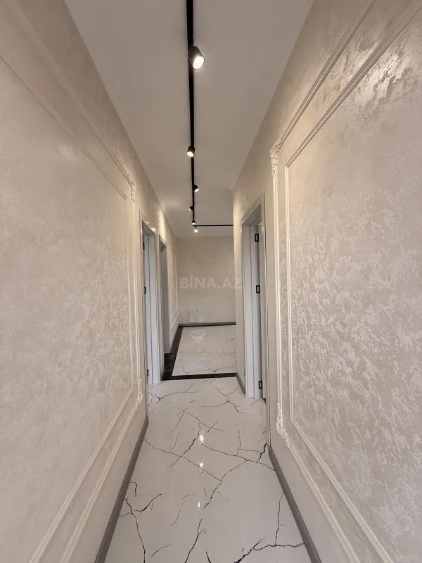 Satılır 5 otaqlı həyət evi 205 m²