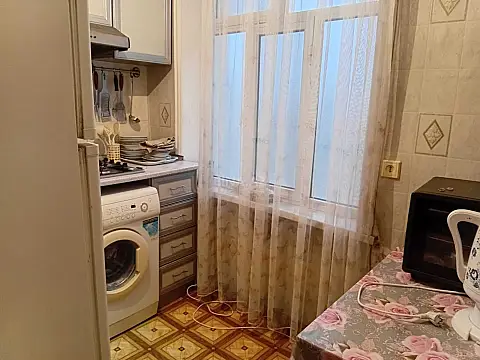 Satılır 2 otaqlı mənzil 47 m²