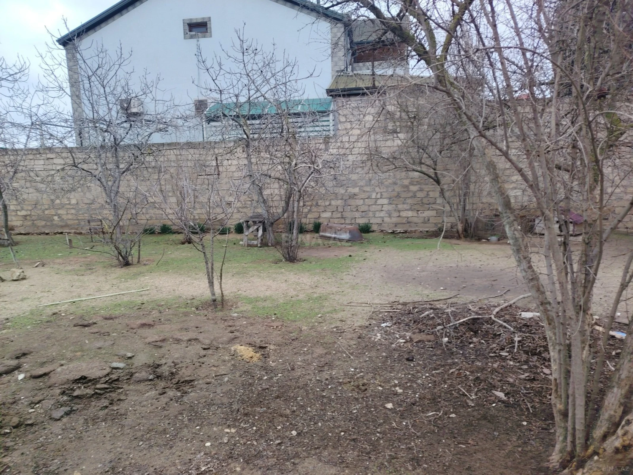 Satılır torpaq sahəsi 4 m²