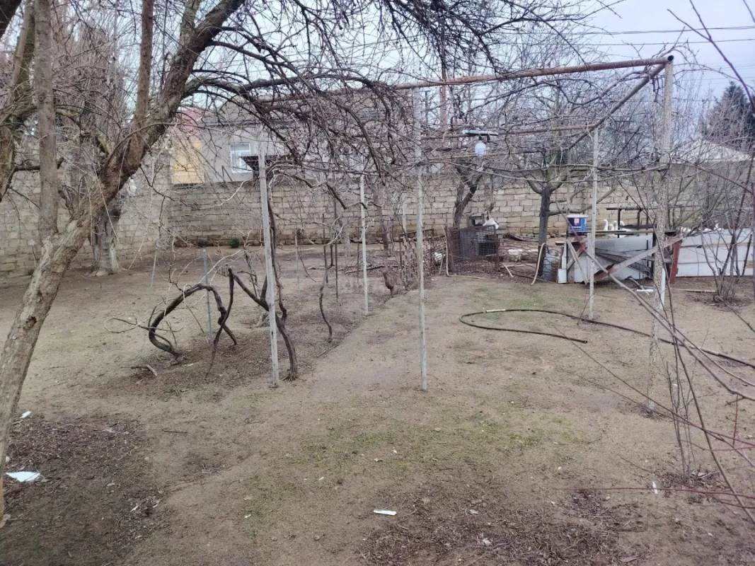 Satılır torpaq sahəsi 4 m²