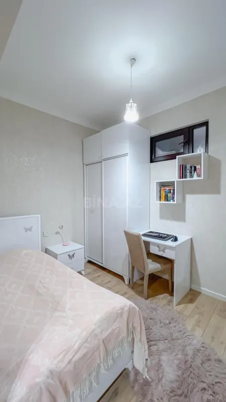 Satılır 3 otaqlı mənzil 56 m²