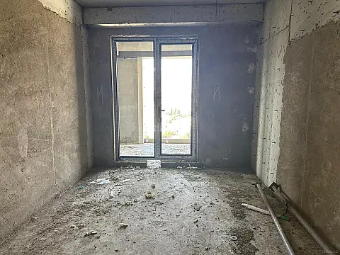Satılır 3 otaqlı mənzil 147 m²
