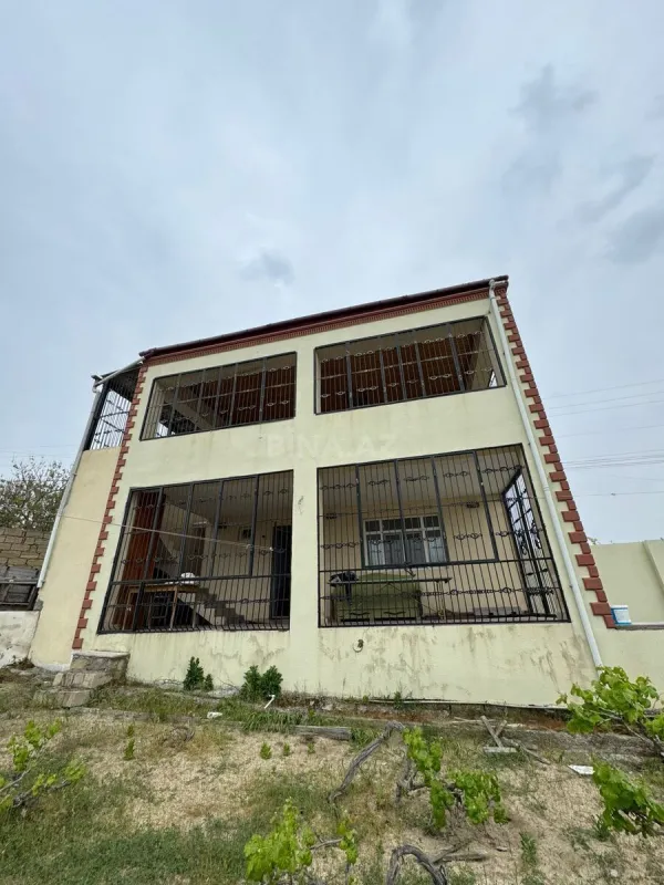 Satılır 4 otaqlı həyət evi 128 m²