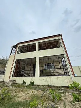 Satılır 4 otaqlı həyət evi 128 m²