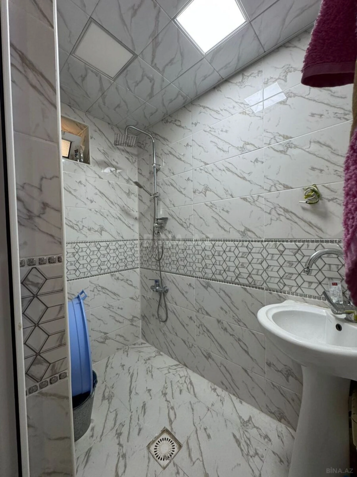 Satılır 4 otaqlı həyət evi 128 m²