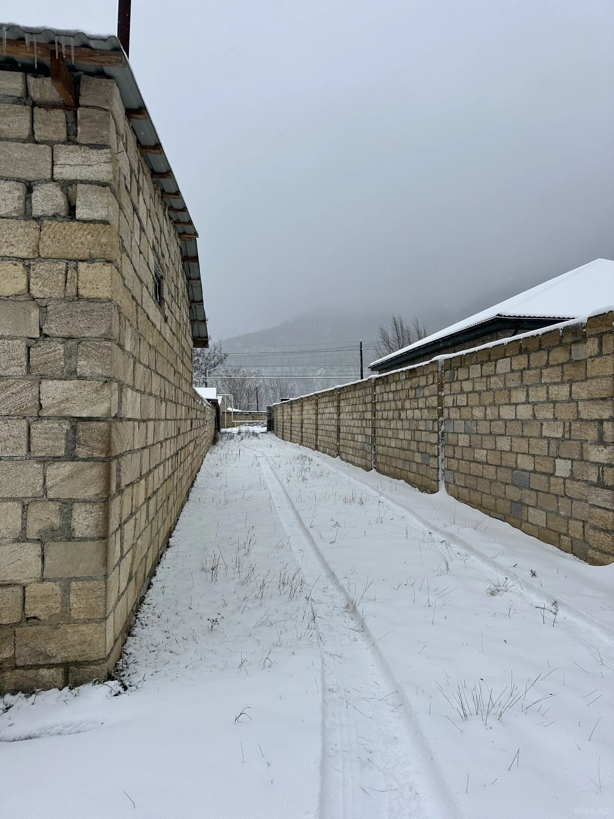 Satılır torpaq sahəsi 12 m²