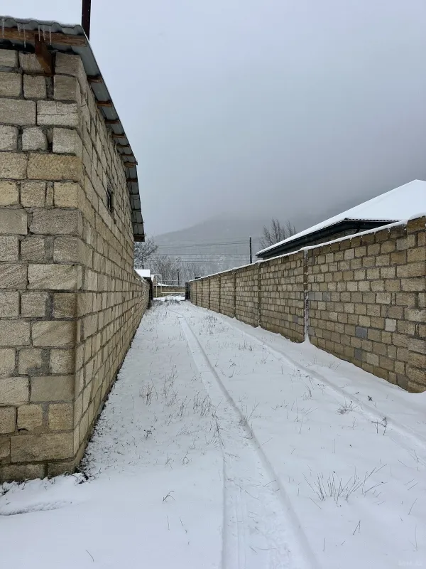 Satılır torpaq sahəsi 12 m²