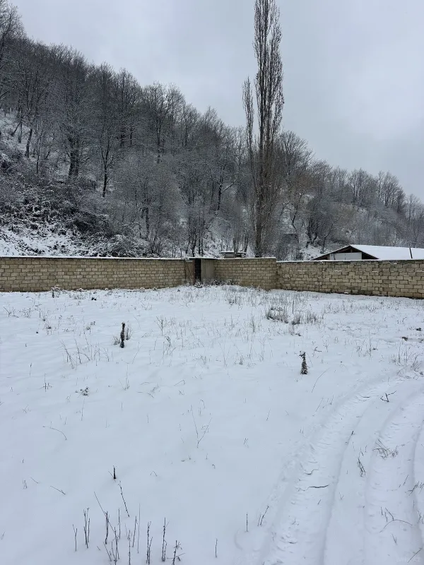 Satılır torpaq sahəsi 12 m²