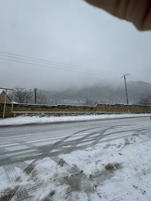 Satılır torpaq sahəsi 12 m²