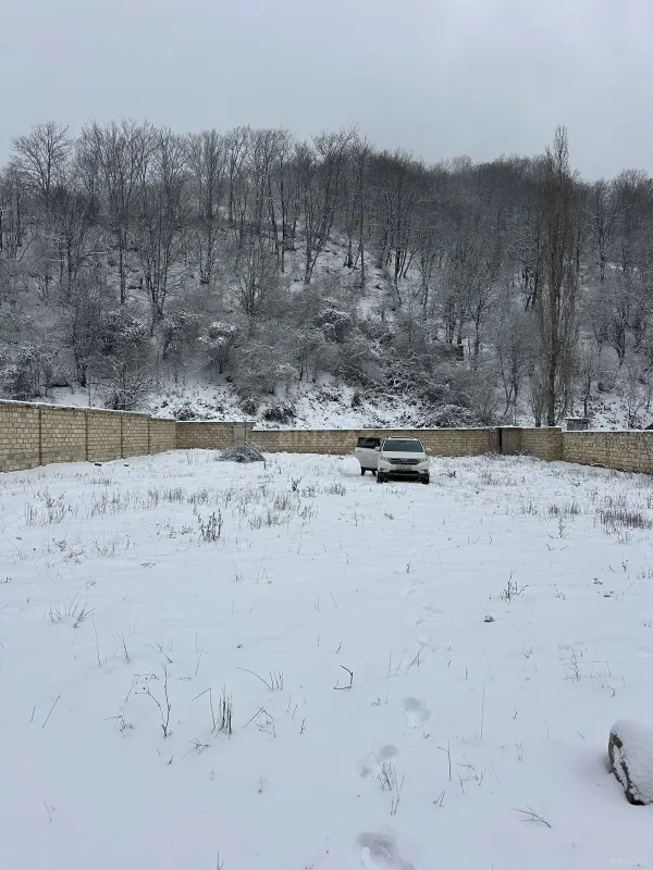 Satılır torpaq sahəsi 12 m²