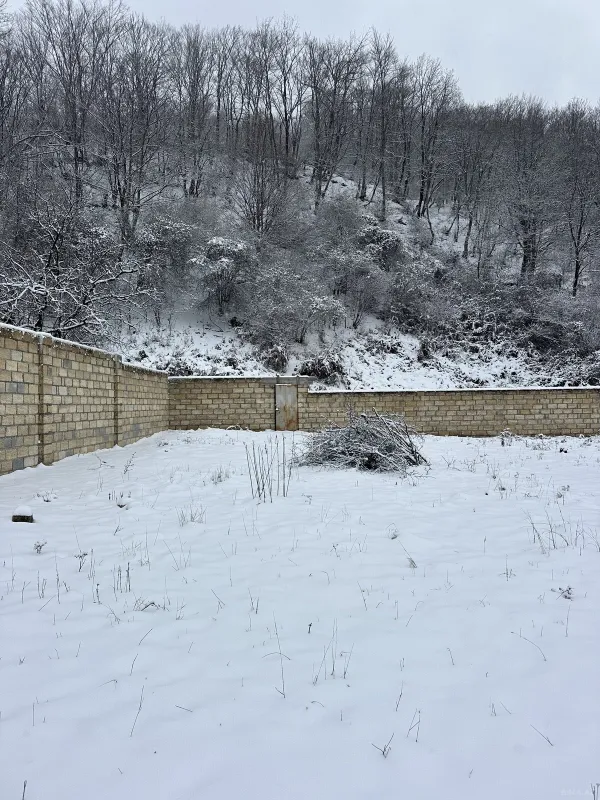 Satılır torpaq sahəsi 12 m²