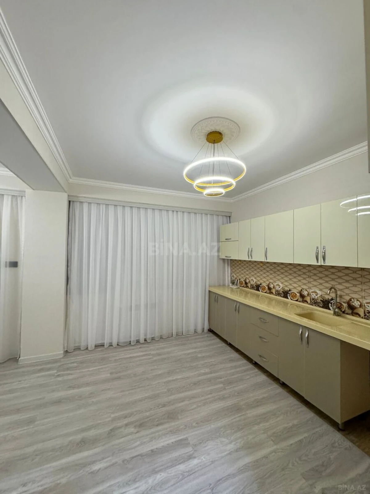 Satılır 2 otaqlı mənzil 42 m²