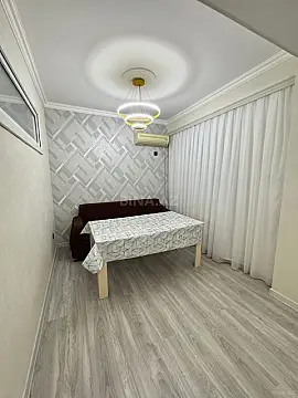 Satılır 2 otaqlı mənzil 42 m²