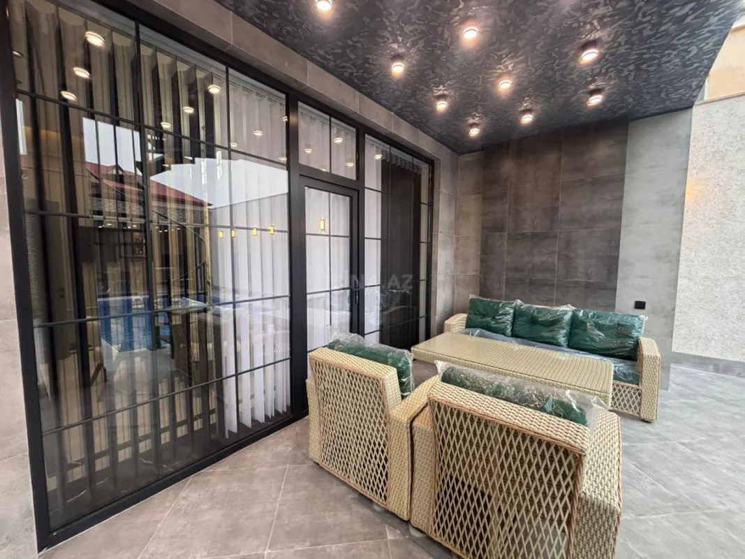 Satılır 5 otaqlı həyət evi 170 m²