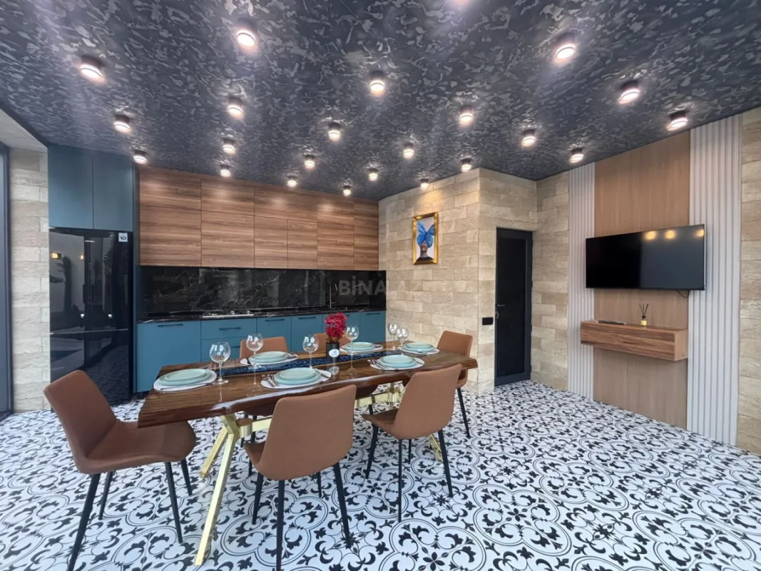Satılır 5 otaqlı həyət evi 170 m²