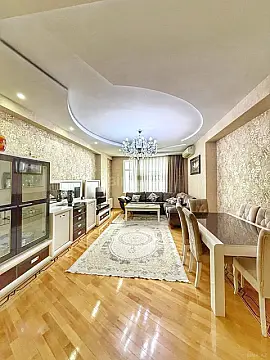 Satılır 3 otaqlı mənzil 135 m² — Bakı 3 otaq 135.00 m²