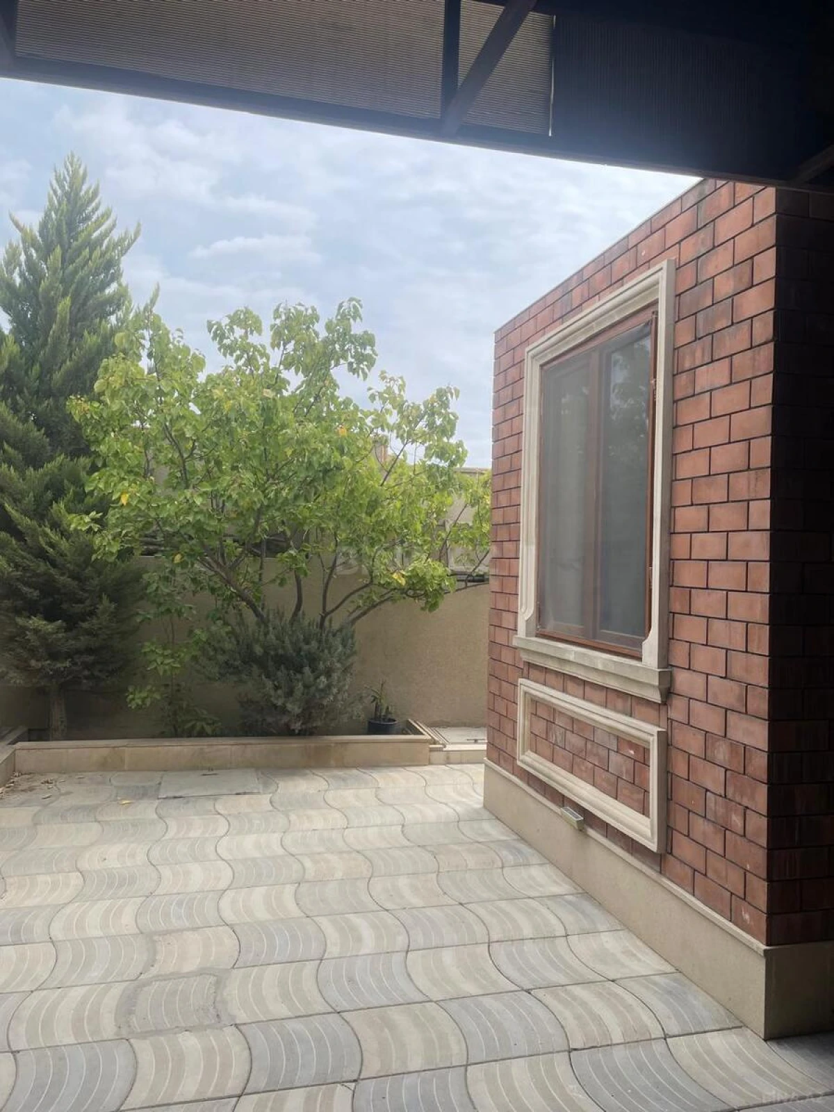 Satılır 4 otaqlı həyət evi 120 m²