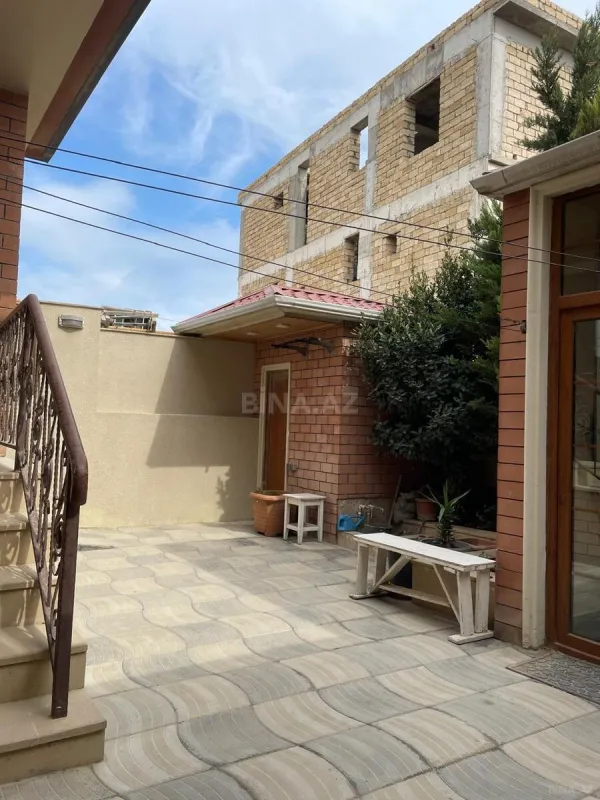 Satılır 4 otaqlı həyət evi 120 m²