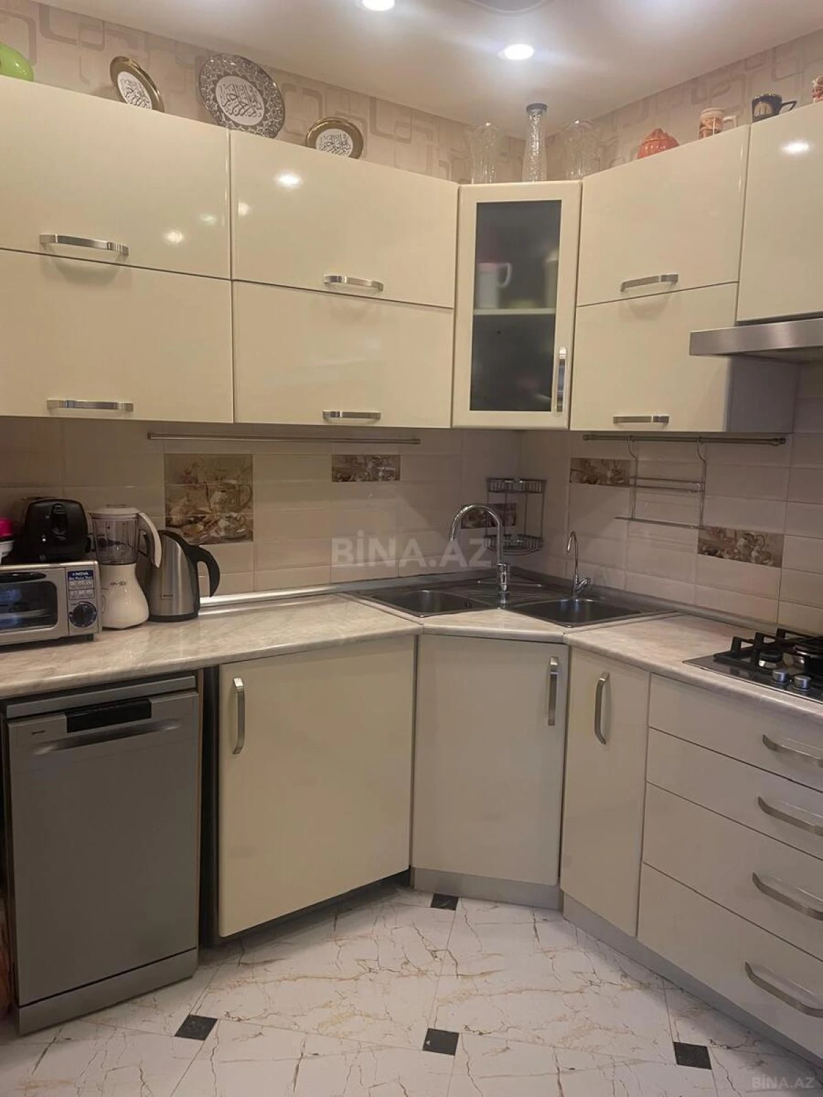 Satılır 4 otaqlı həyət evi 120 m²