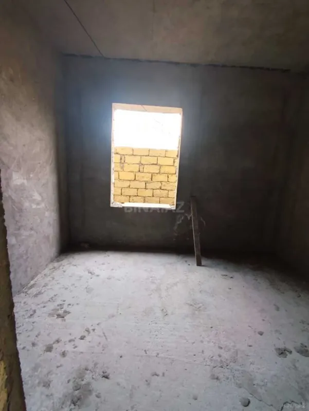 Satılır 6 otaqlı həyət evi 400 m²