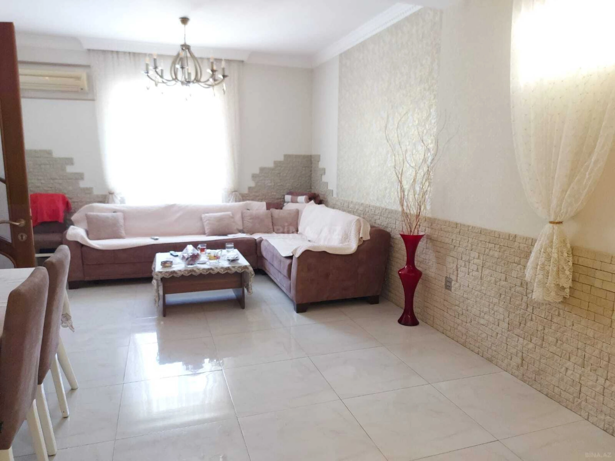 Satılır 5 otaqlı həyət evi 133.3 m²