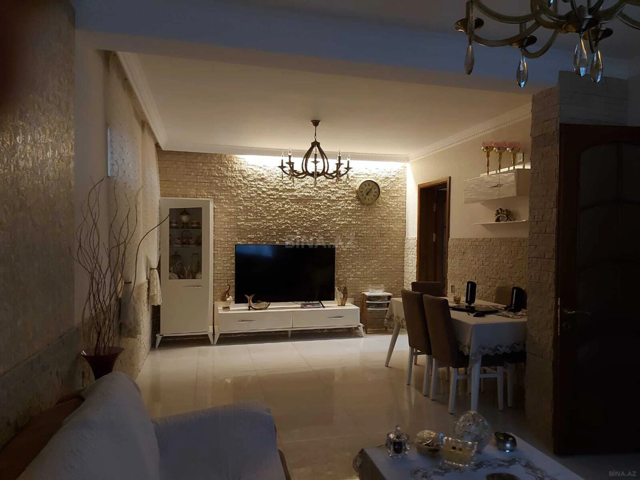 Satılır 5 otaqlı həyət evi 133.3 m²